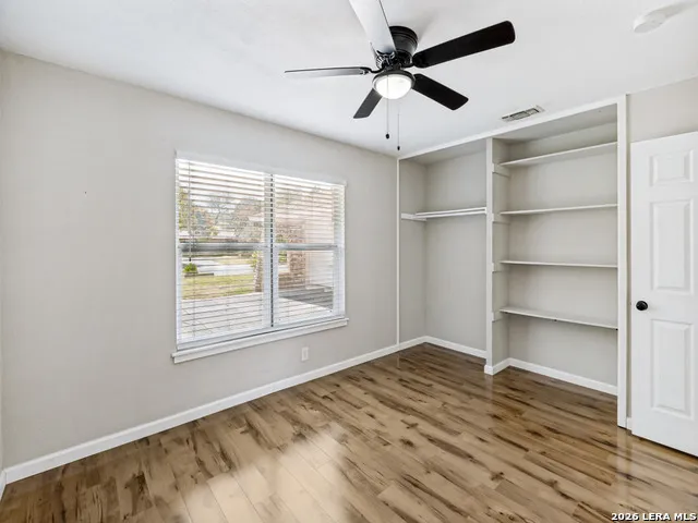 4143 BRETTON RDG San Antonio, TX 78217