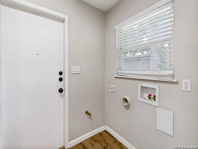 4143 BRETTON RDG San Antonio, TX 78217