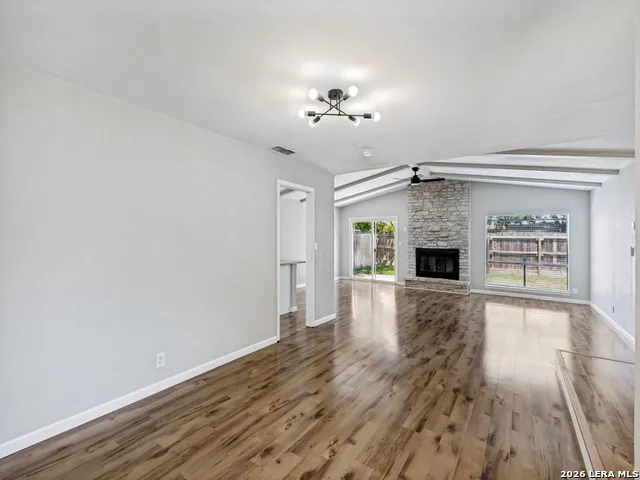 4143 BRETTON RDG San Antonio, TX 78217