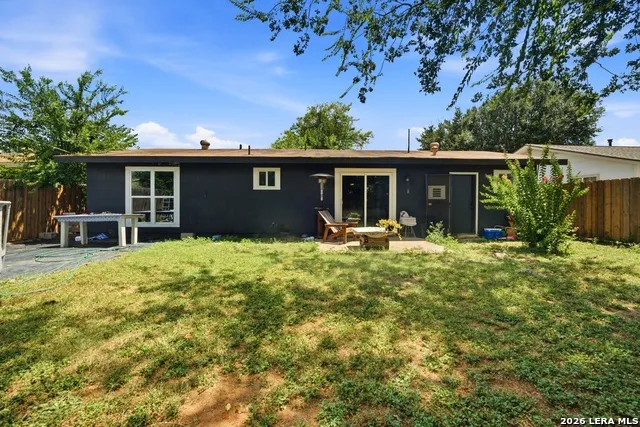 7115 CYPRESS GROVE DR San Antonio, TX 78227