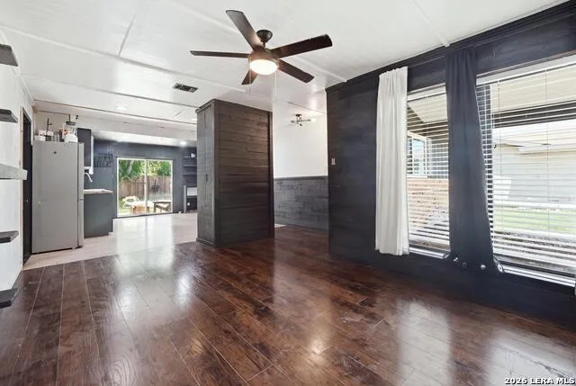 7115 CYPRESS GROVE DR San Antonio, TX 78227