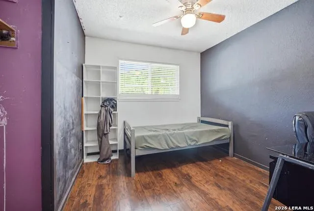 7115 CYPRESS GROVE DR San Antonio, TX 78227