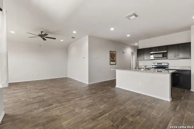 944 Chachalaca Seguin, TX 78155