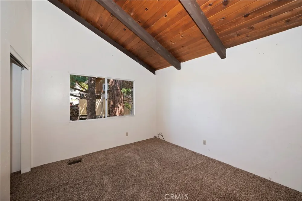 1753 Nob Hill Drive Running Springs, CA 92382