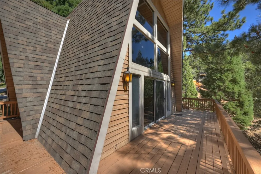 1753 Nob Hill Drive Running Springs, CA 92382