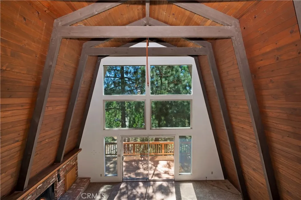1753 Nob Hill Drive Running Springs, CA 92382