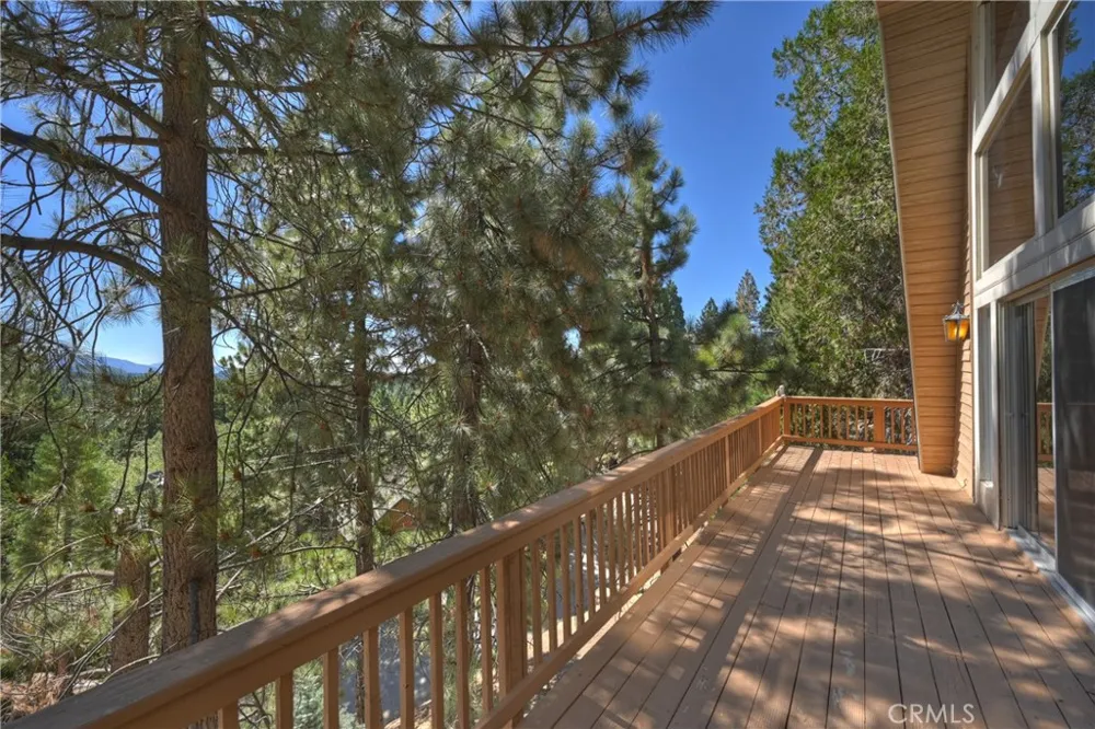 1753 Nob Hill Drive Running Springs, CA 92382