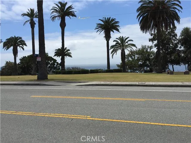 962 W Paseo Del Mar San Pedro, CA 90731