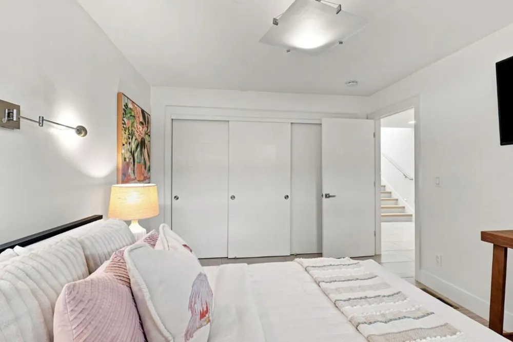 562 36th Avenue Santa Cruz, CA 95062
