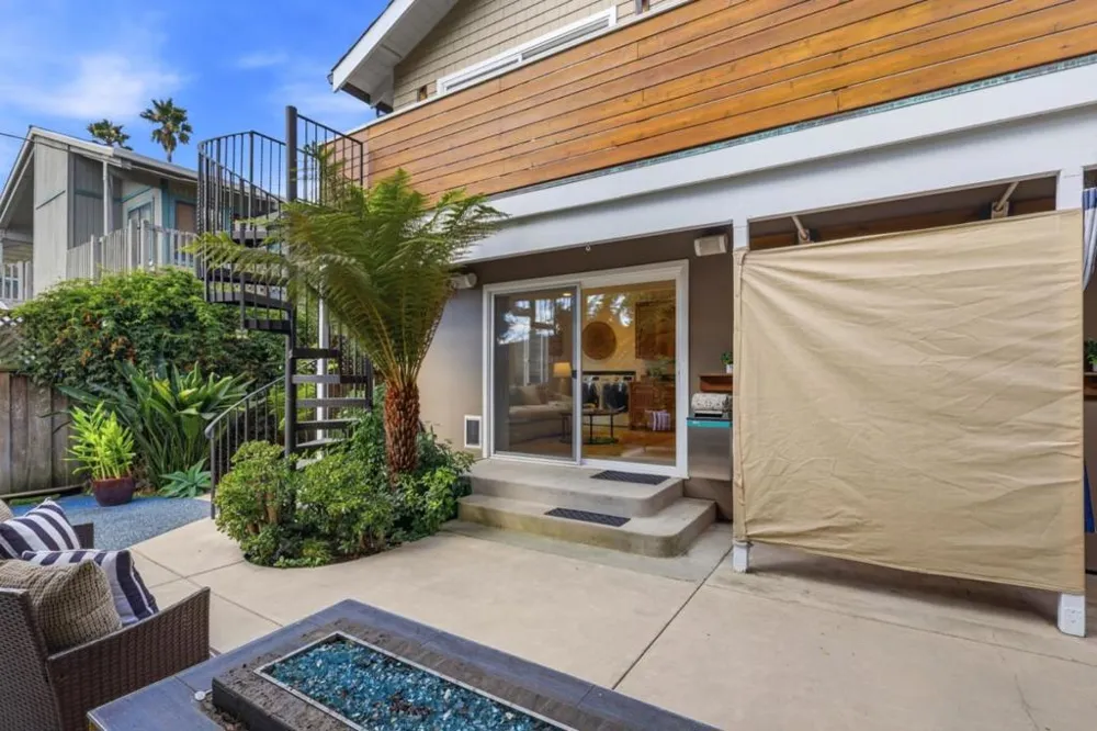 562 36th Avenue Santa Cruz, CA 95062