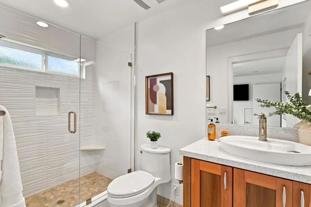 562 36th Avenue Santa Cruz, CA 95062