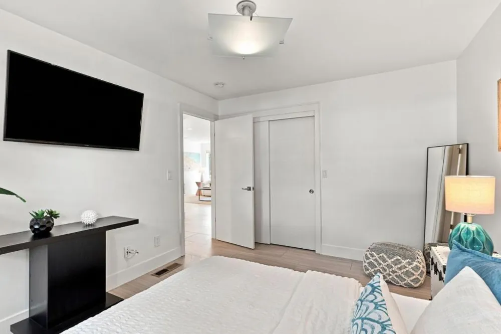 562 36th Avenue Santa Cruz, CA 95062