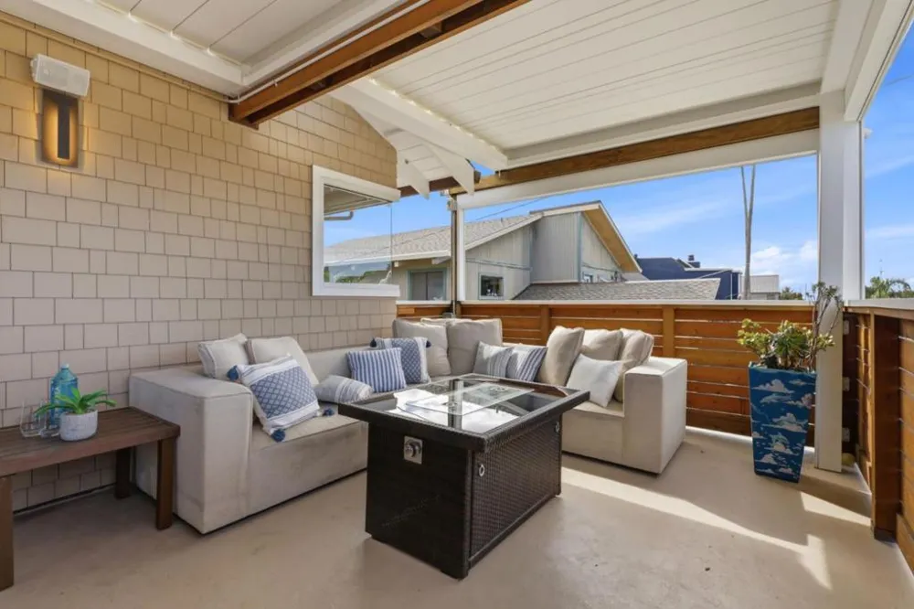 562 36th Avenue Santa Cruz, CA 95062