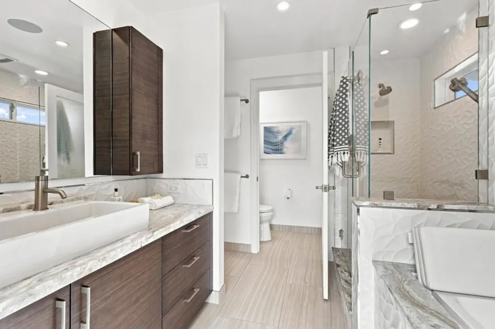 562 36th Avenue Santa Cruz, CA 95062