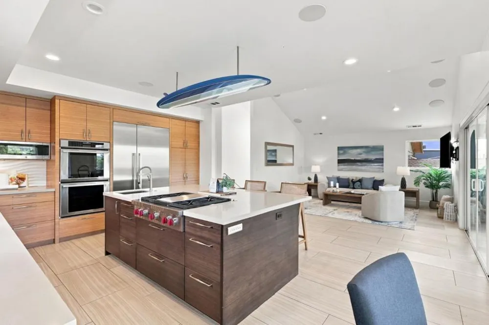 562 36th Avenue Santa Cruz, CA 95062
