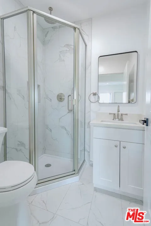 321 Lincoln Avenue #8 Glendale, CA 91205