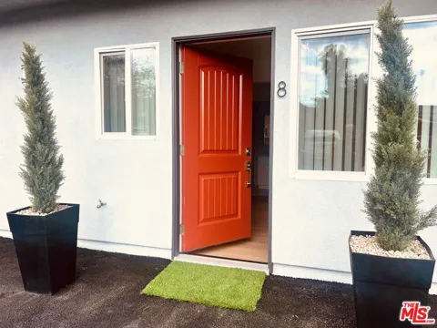 321 Lincoln Avenue #8