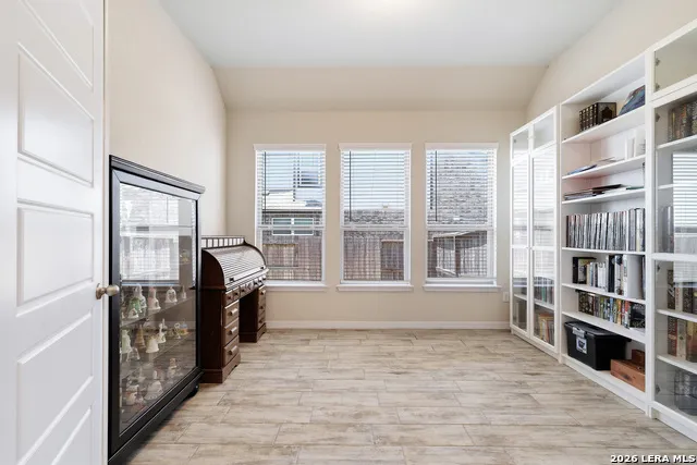 824 FOXBROOK WAY Cibolo, TX 78108