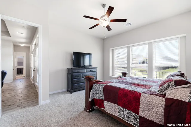 824 FOXBROOK WAY Cibolo, TX 78108