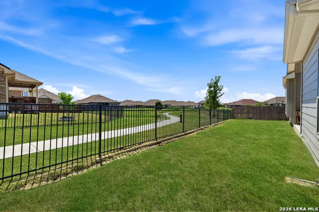 824 FOXBROOK WAY Cibolo, TX 78108