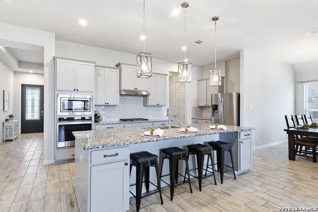 824 FOXBROOK WAY Cibolo, TX 78108