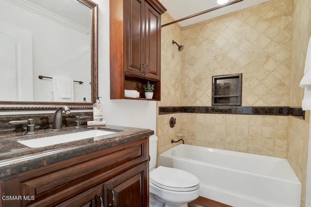 2834 Instone Court Westlake Village, CA 91361