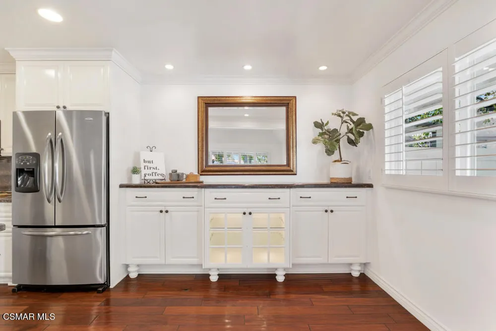 2834 Instone Court Westlake Village, CA 91361