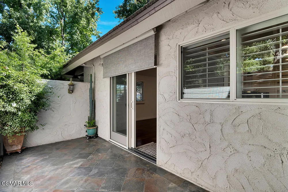 2834 Instone Court Westlake Village, CA 91361