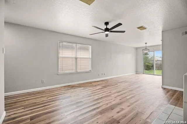 6431 Flatstone Pass Converse, TX 78109
