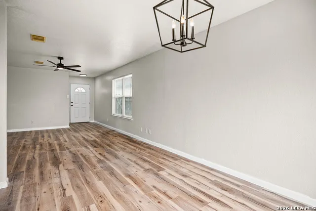 6431 Flatstone Pass Converse, TX 78109