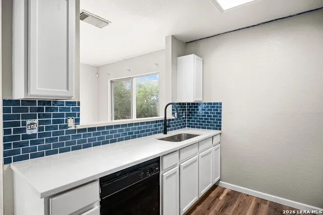 6431 Flatstone Pass Converse, TX 78109