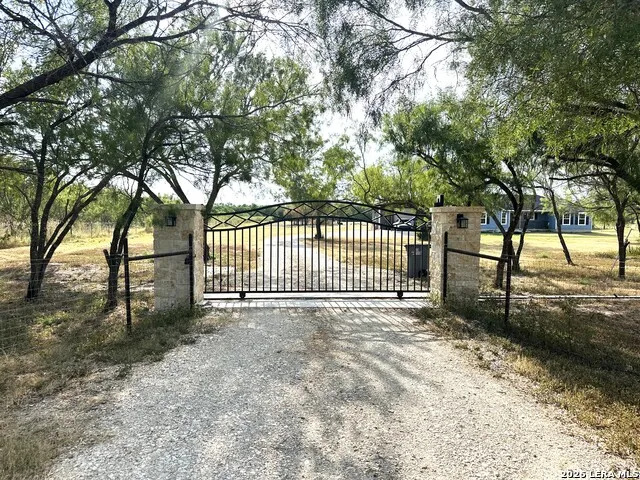 2171 & 2155 County Road 5710 Devine, TX 78016