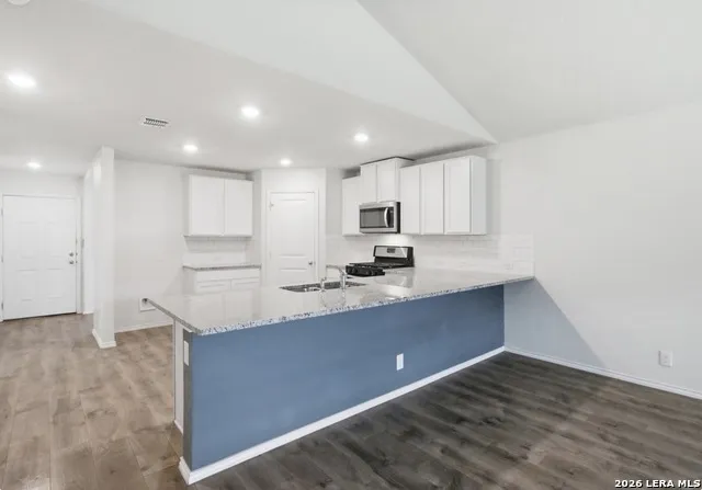 6407 KENDALL CV Converse, TX 78109
