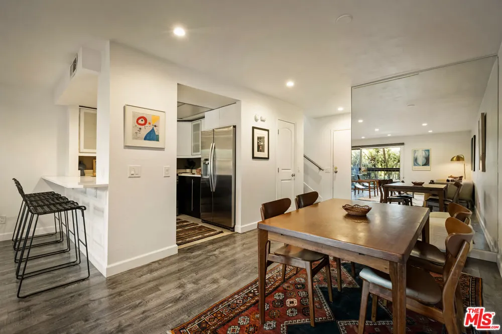 335 Adams Street Glendale, CA 91206