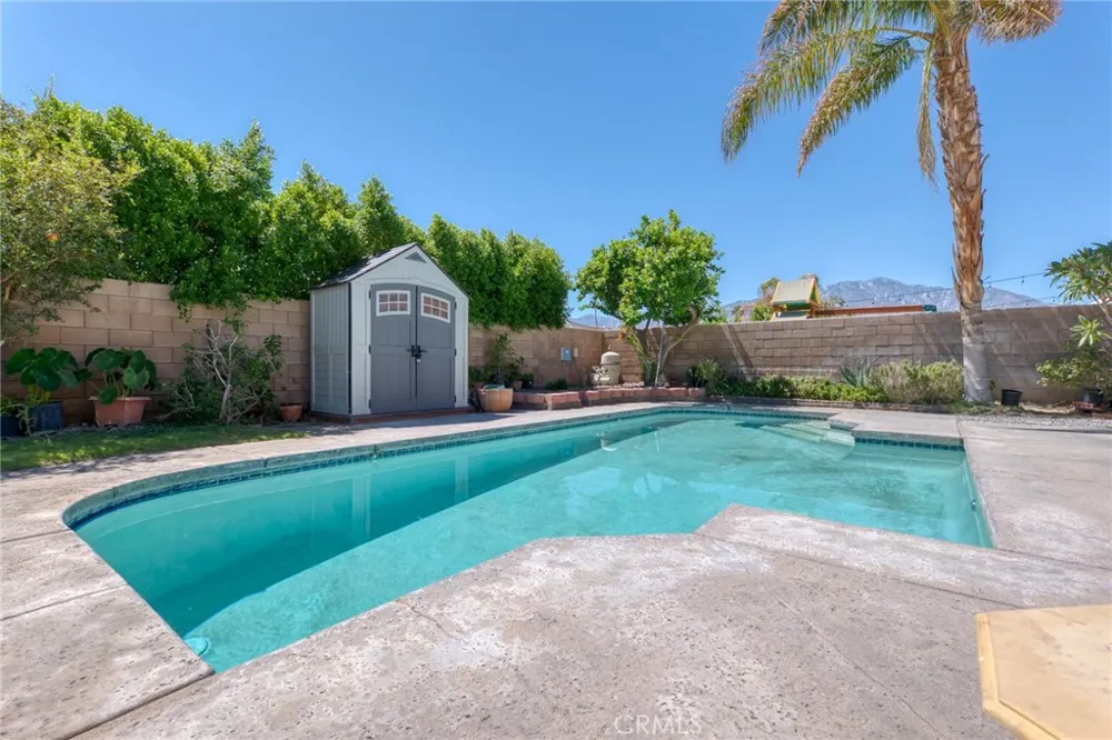 68515 30th Cathedral City, CA 92234
