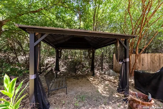 16502 Loma Landing Helotes, TX 78023