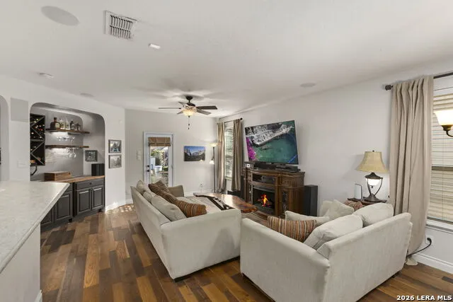 160 Desert Flower Boerne, TX 78006
