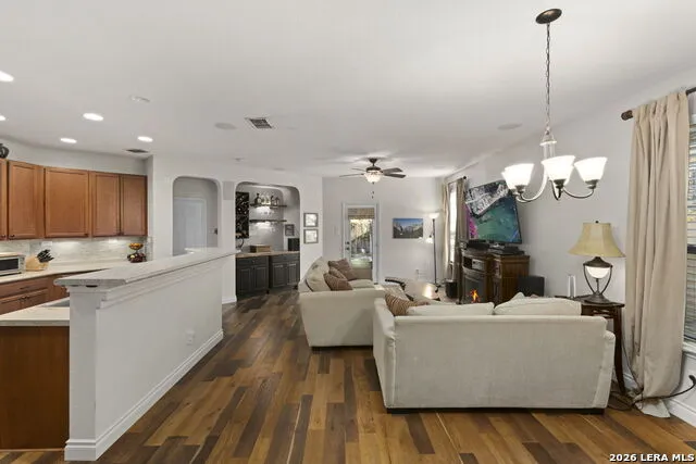 160 Desert Flower Boerne, TX 78006
