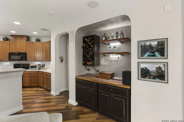 160 Desert Flower Boerne, TX 78006