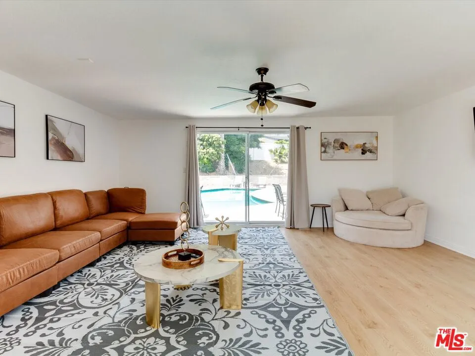 17100 Barneston Street Granada Hills, CA 91344