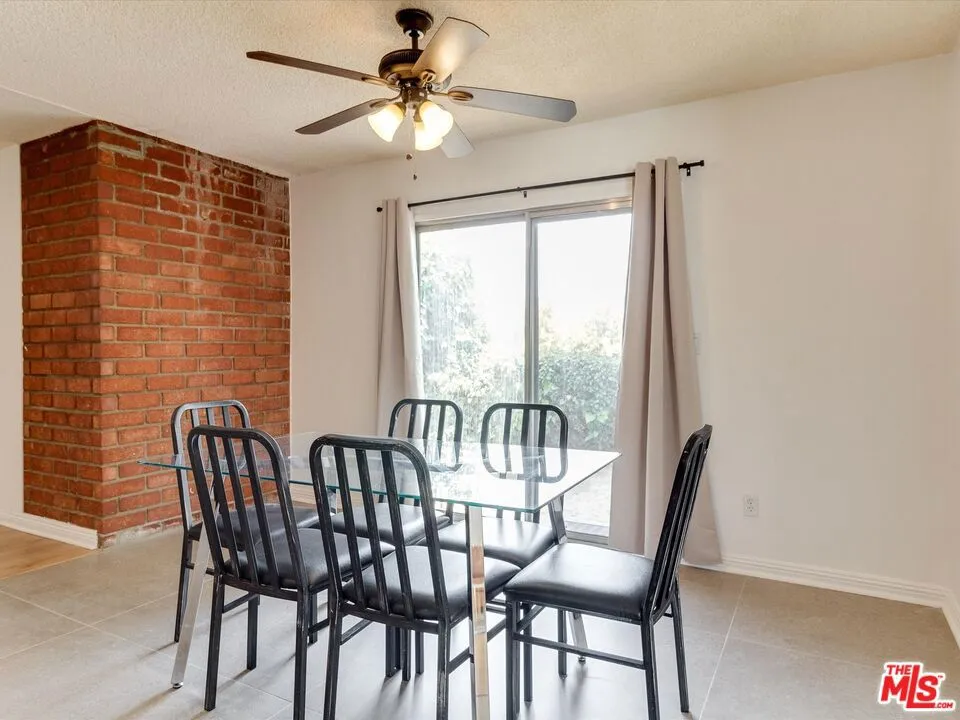17100 Barneston Street Granada Hills, CA 91344