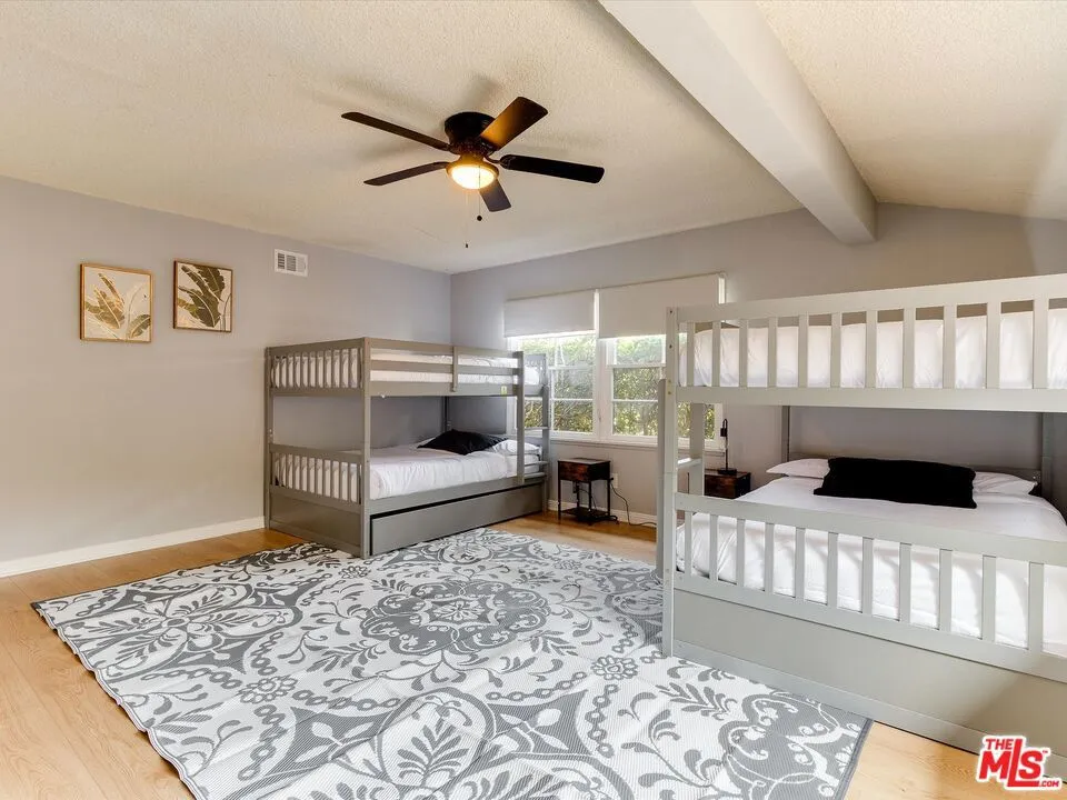 17100 Barneston Street Granada Hills, CA 91344