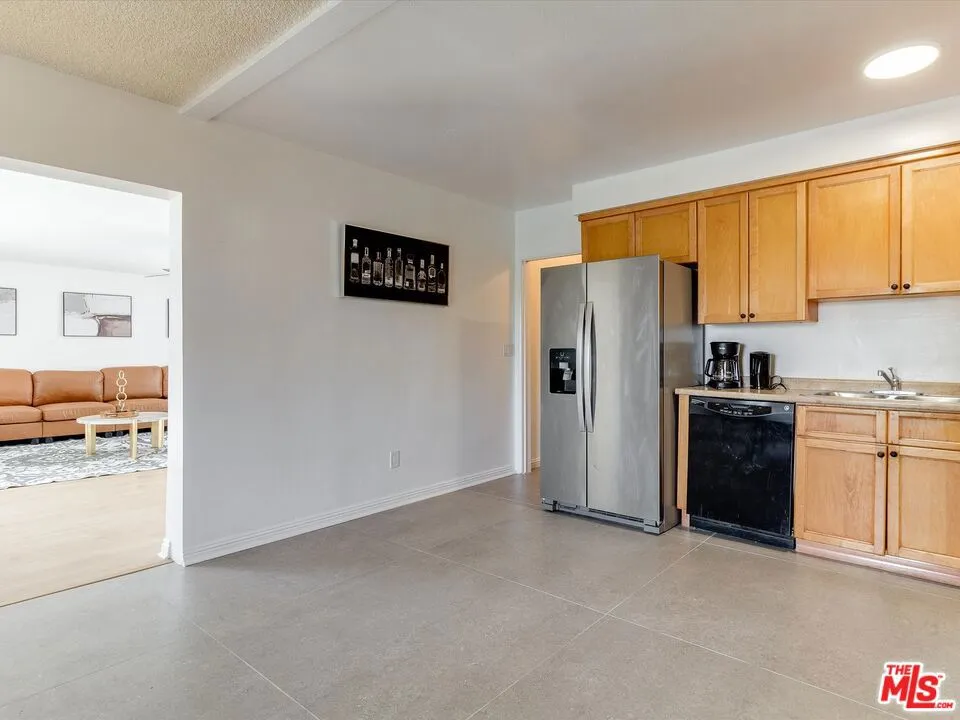 17100 Barneston Street Granada Hills, CA 91344