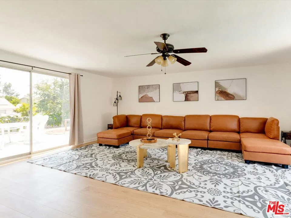 17100 Barneston Street Granada Hills, CA 91344