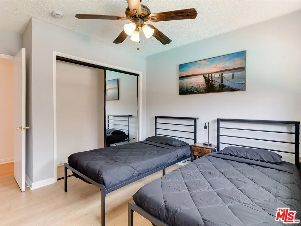 17100 Barneston Street Granada Hills, CA 91344