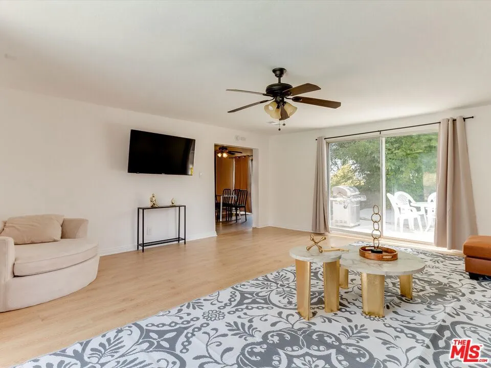 17100 Barneston Street Granada Hills, CA 91344