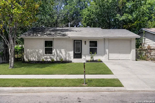 851 Walnut Park St San Antonio, TX 78227