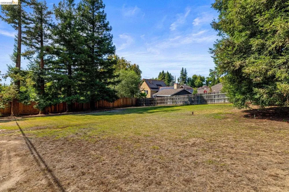 7501 Heather Rd Fair Oaks, CA 95628