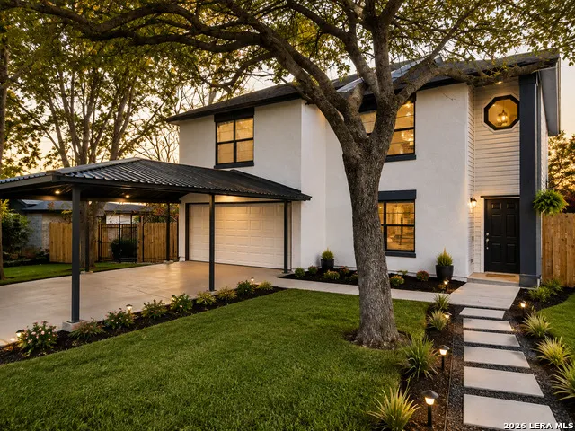 2117 Farmsville San Antonio, TX 78245