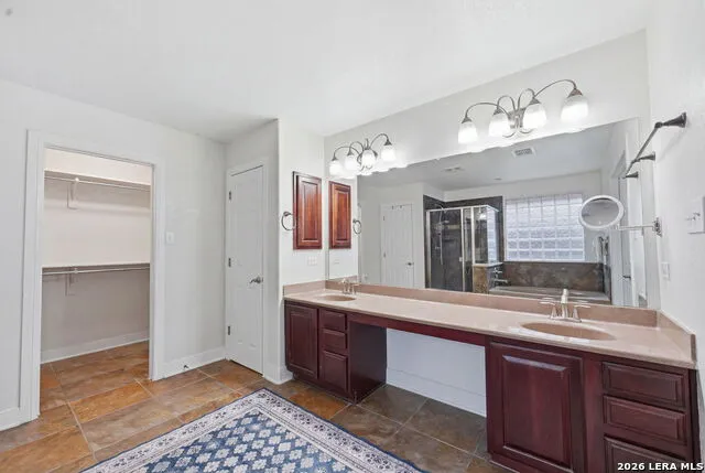 8026 Royal Fld San Antonio, TX 78255